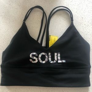 NWT LULULEMON SOUL CYCLE UNCAGED BRA size 6